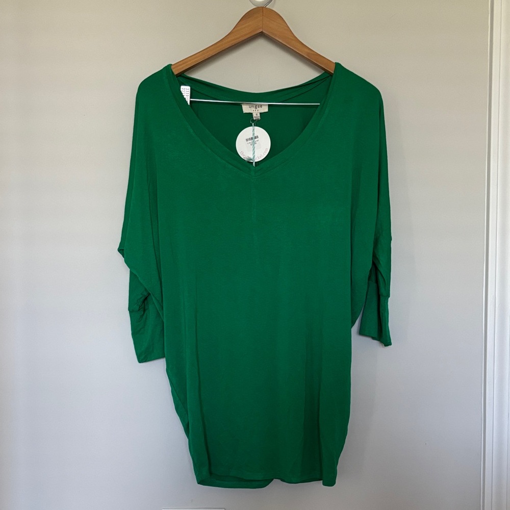 Umgee Green V Neck Tunic Top Sz S NWT